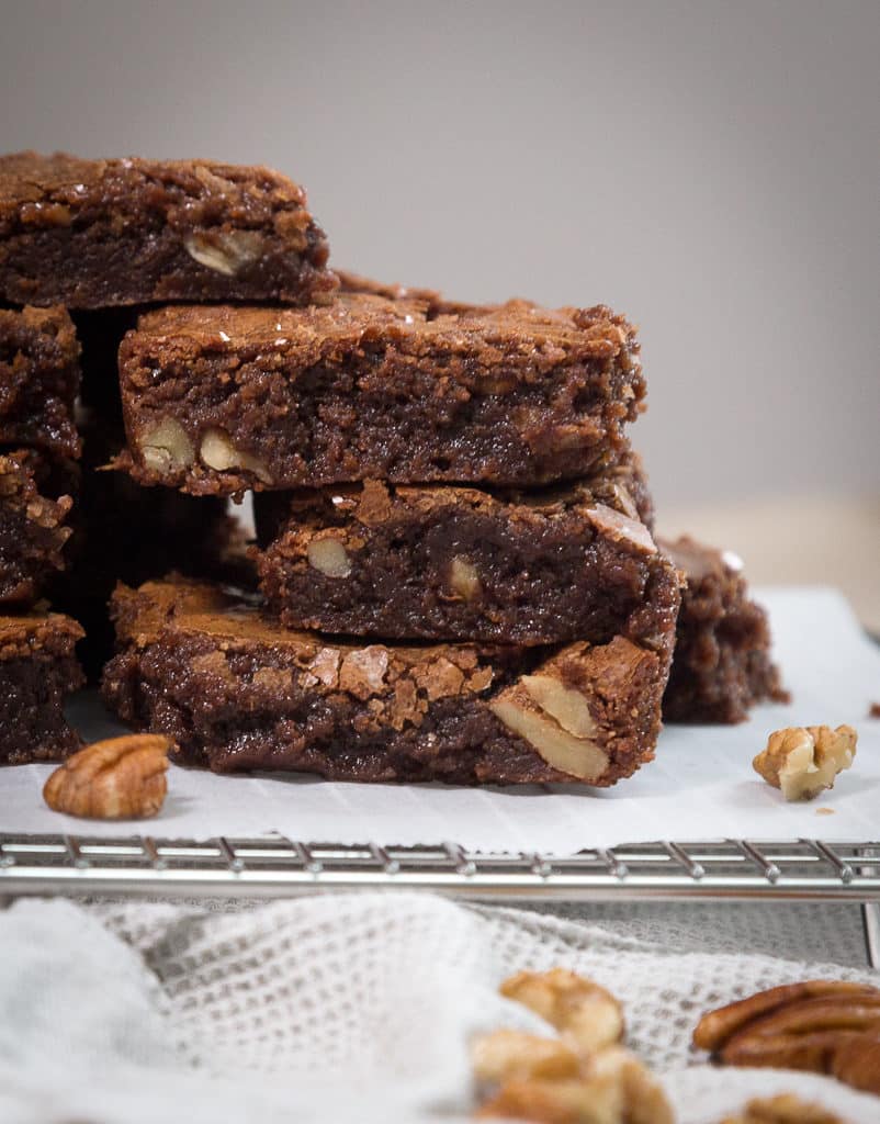 Une recette de brownies classiques avec des noix ! 