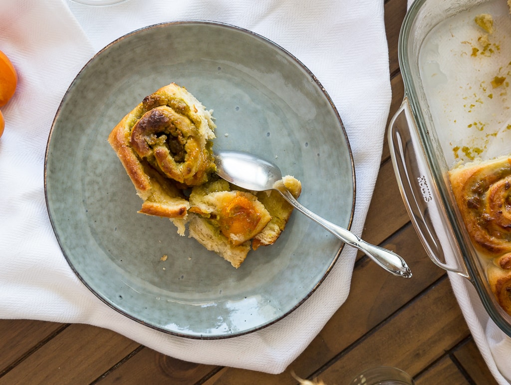 Une recette de roulés aux abricots et à la pistache bien moelleux !