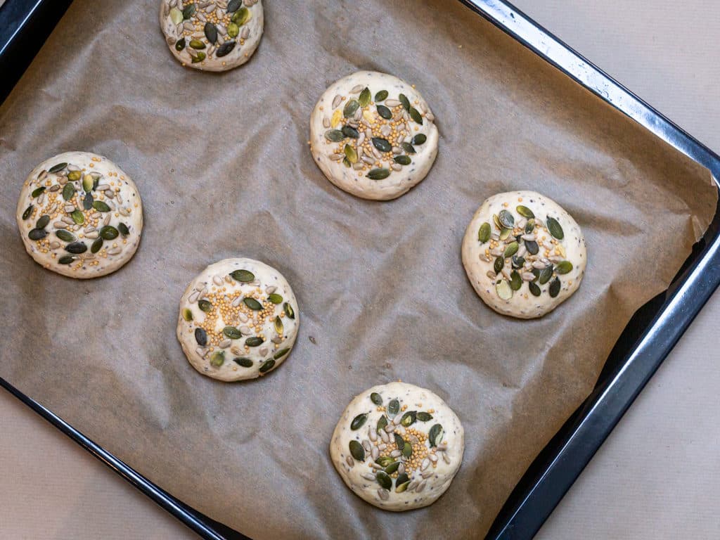 Une recette pour faire de jolis petits pains à burger vegan maison