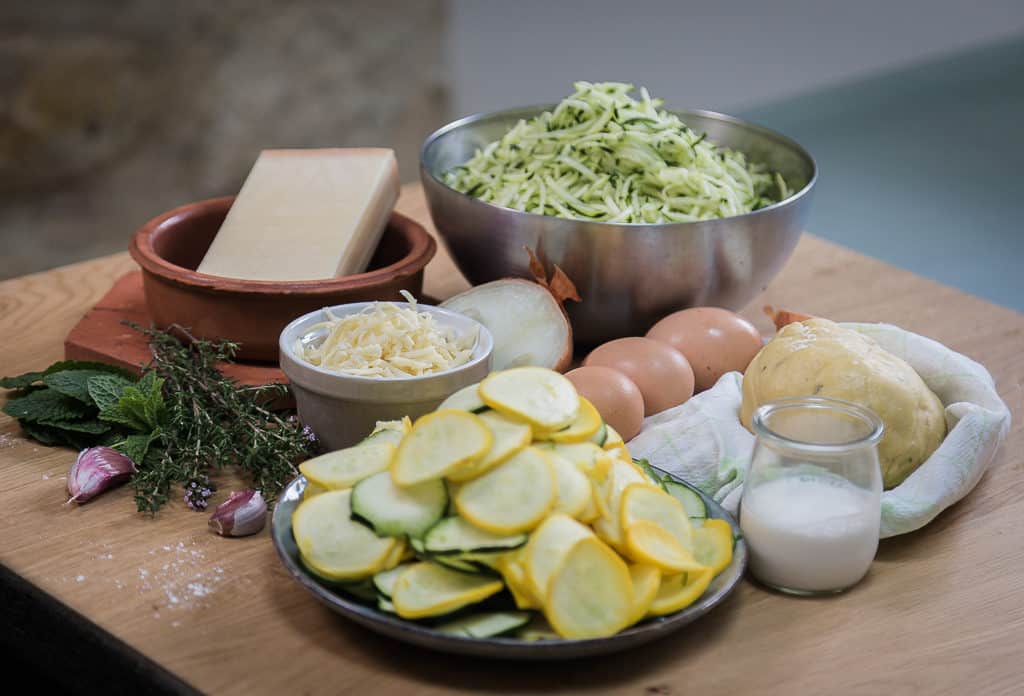 Une délicieuse recette de tarte salée à la courgette et au comté ! Une parfaite petite quiche végétarienne :) 