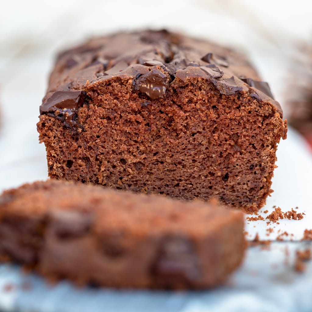 Une recette de cake chocolat-châtaigne sans gluten et vegan, super moelleux. Recette végétalienne.