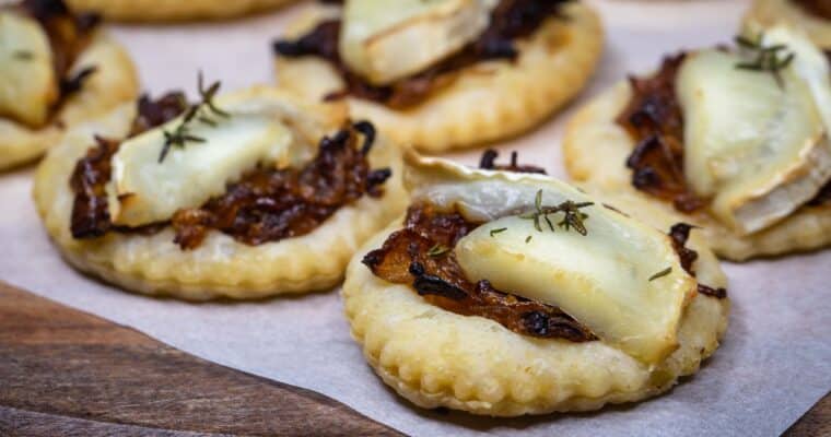 Mini Tartelettes Chèvre et Oignons caramélisés à la bière