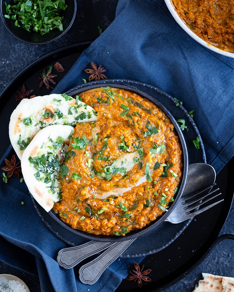 Ce Dhal Vegan aux Lentilles Corail est une grand classique de la cuisine végétarienne :) Et il mérite amplement cette place !