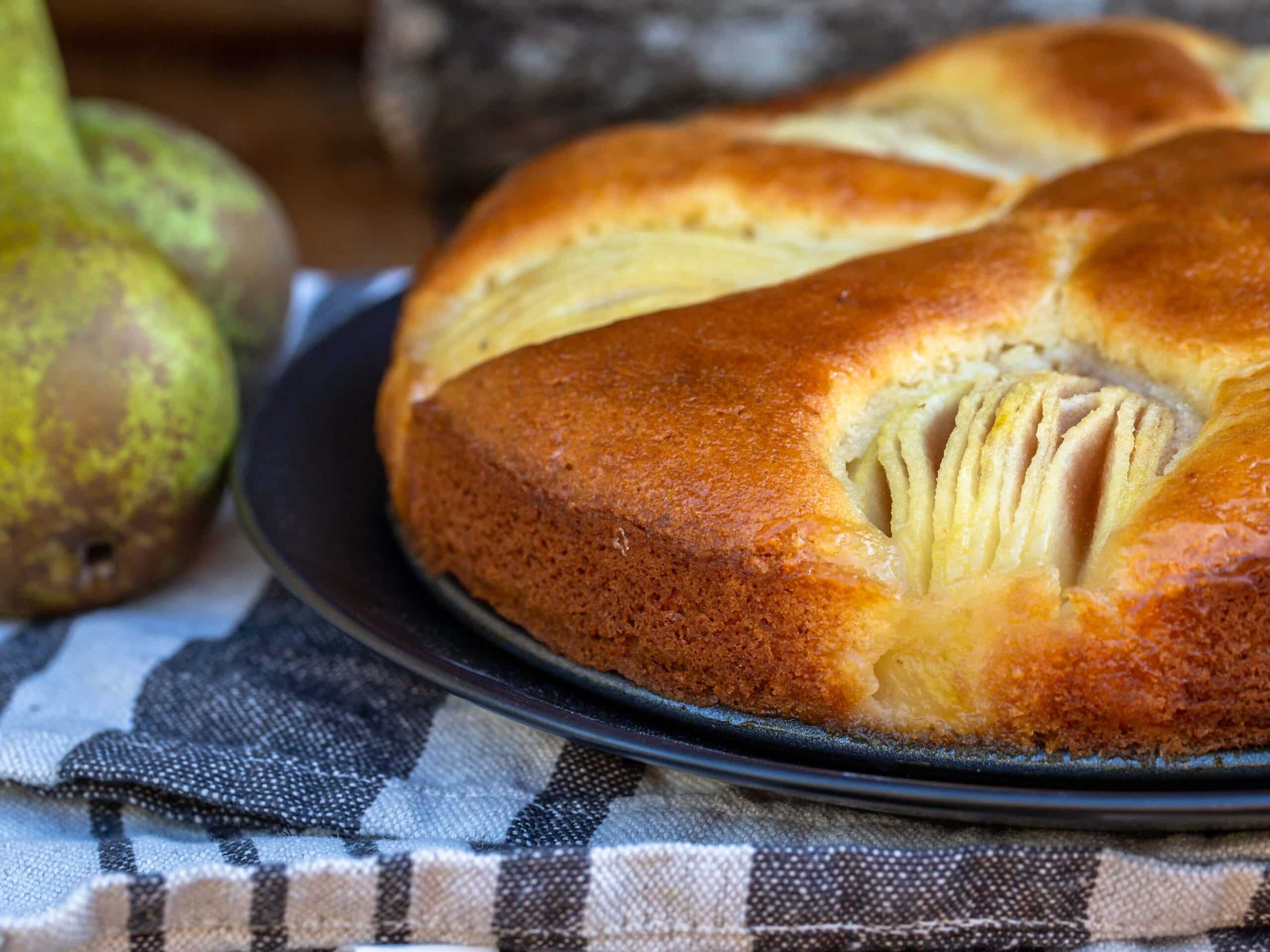 Gâteau au Miel et ses Poires Fondantes