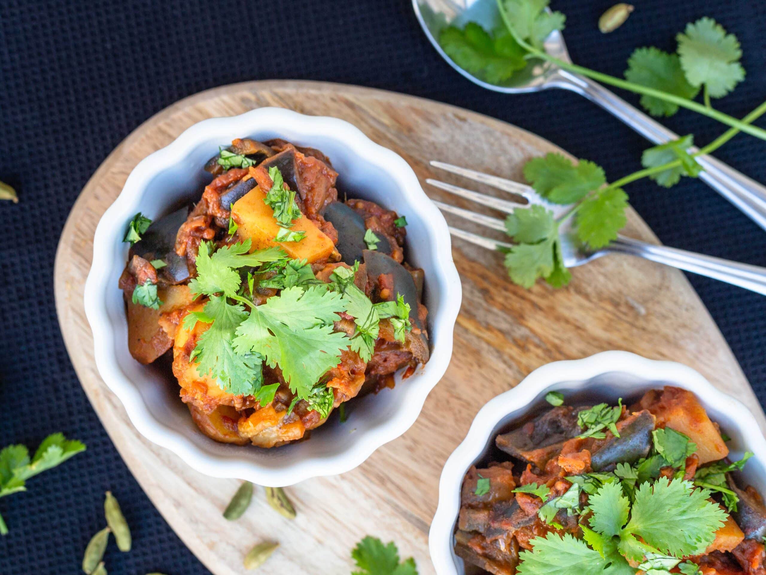 Aloo Baingan – Ragoût d’Aubergines et Pommes de terre à l’indienne (Végan et Sans Gluten)