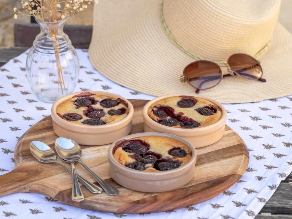 Une recette de clafoutis végétalien à la cerise !
Recette de dessert sucré sans œufs
Végétalien / végétarien