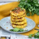 Une recette simple de pommes de terre au curry ! Un délice avec un dhal, un curry ou n'importe quel plat en fait ! Recette végétarienne, sans gluten, vegan, végétalienne.