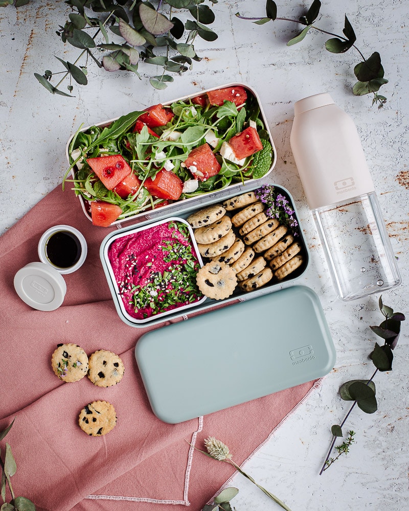Faciles et rapides à réaliser, ces petits sablés aux saveurs méditerranéennes sont parfaits en apéritif ou en accompagnement de vos dips.