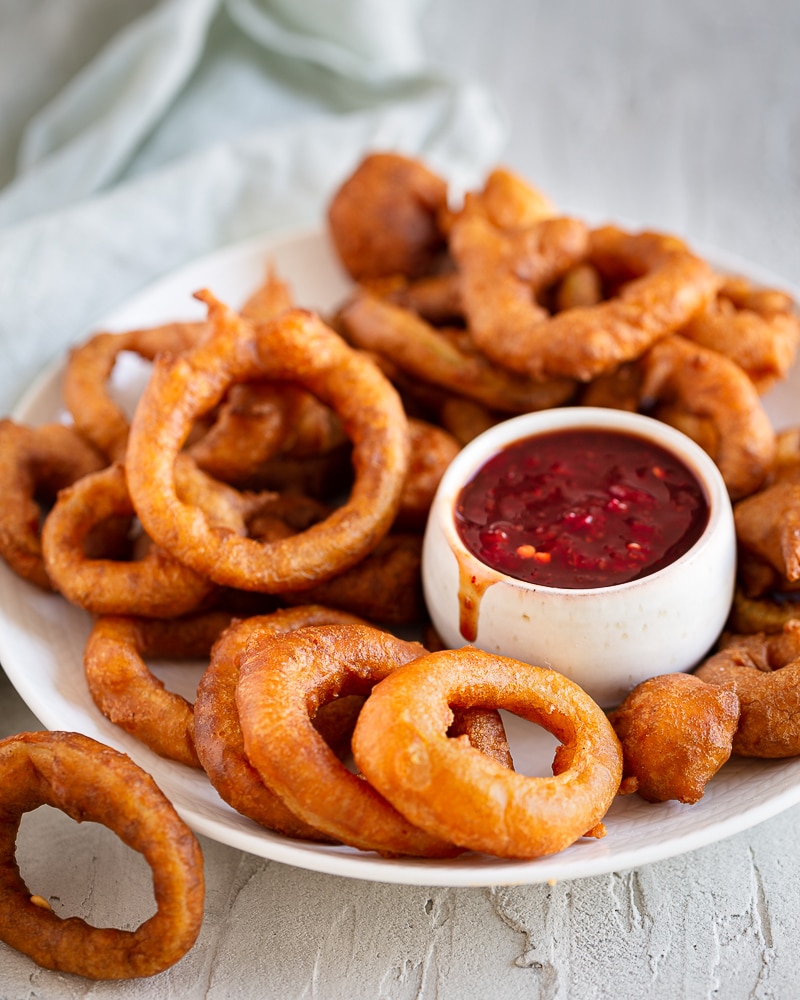 Voici comment faire votre sauce sweet chili maison. C'est simple, avec très peu d'ingrédients et tellement bon !