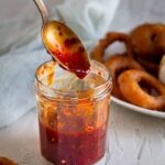 Voici comment faire votre sauce sweet chili maison. C'est simple, avec très peu d'ingrédients et tellement bon !