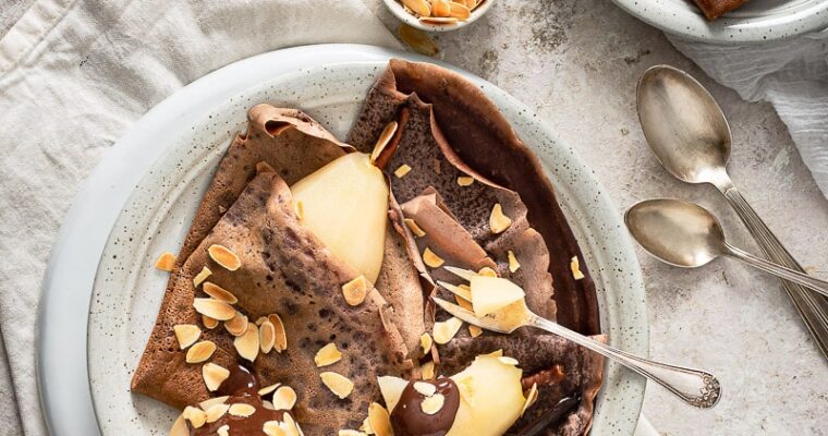 Crêpes au Chocolat et Poires Belle Hélène