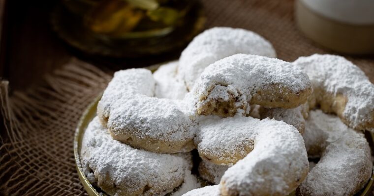 Kourabiedes (Sablés Grecs aux Amandes)
