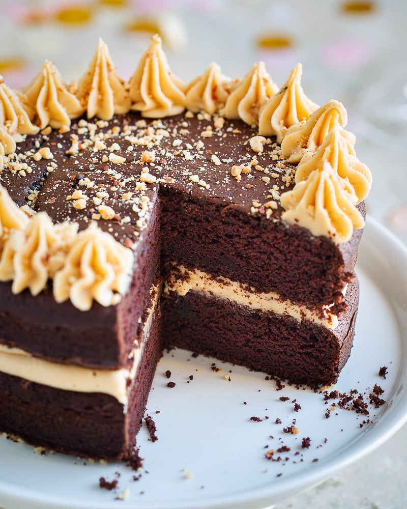 Layer Cake au Chocolat - Gâteau d'Anniversaire - Lilie Bakery