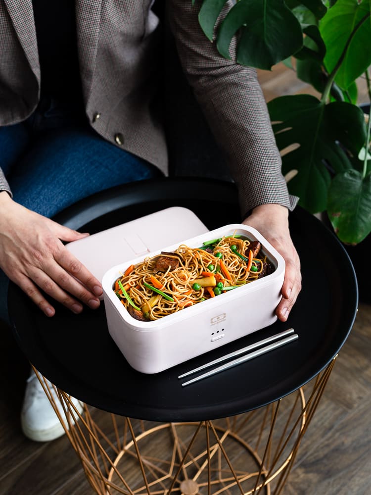 Vous avez déjà goûté des nouilles sautées à l’indonésienne ? Le secret est dans la sauce, super simple à préparer et qui fait la différence !