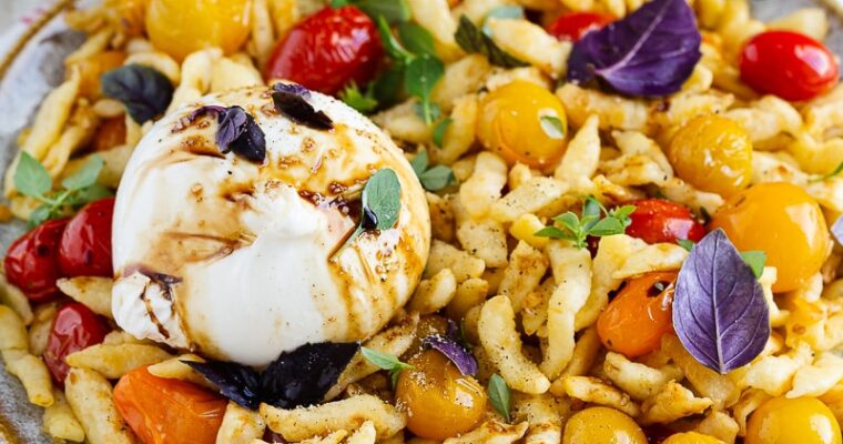 Spaetzle aux tomates cerises ail et burrata