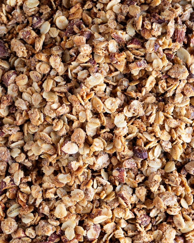 Ce Granola aux amandes express a conquit mon cœur en un rien de temps ! Il est simple et tellement bon !!