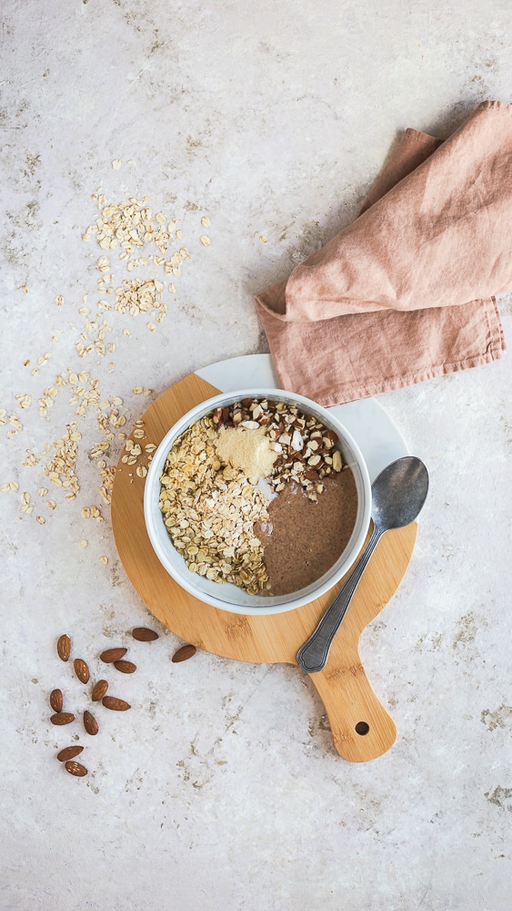 Ce Granola aux amandes express a conquit mon cœur en un rien de temps ! Il est simple et tellement bon !!