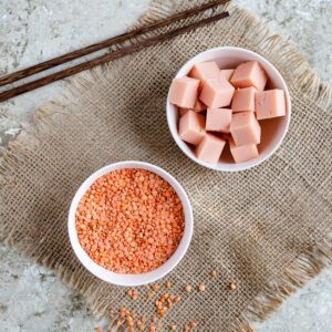 Cette recette de Tofu de lentilles corail fait le buzz sur les réseaux ces derniers temps. Alors je devais la tester pour vous !