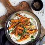 Cette recette de crème feta tahini et patates douces va très rapidement devenir votre nouvelle obsession !