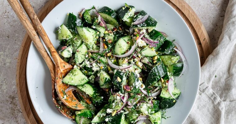 Salade concombre écrasé feta et aneth