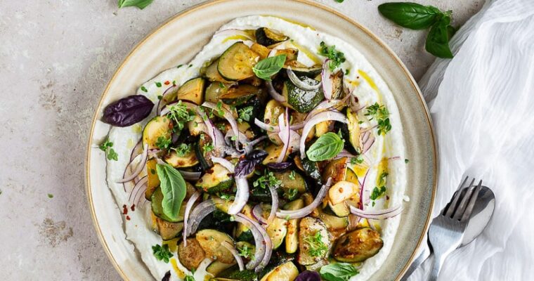 Courgettes pimentées à la crème de feta : la recette qui réveille vos repas d’été