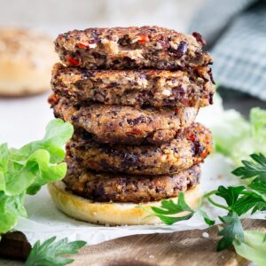 Ces Galettes protéinées haricots quinoa sont un bon moyen pour ajouter une bonne dose de protéines végétales dans votre assiette !