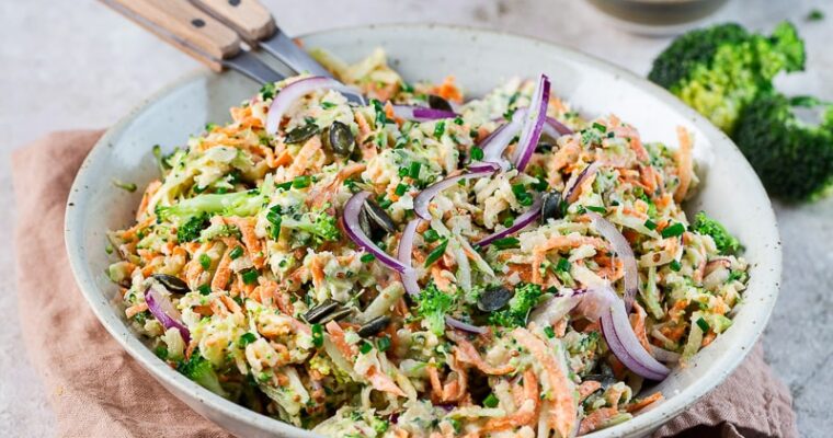 Coleslaw brocoli pomme carotte