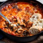 Ce gratin de blettes haricots blancs et mozzarella est une petite pépite ! Qui va, j’en suis sûre, vous faire aimer les blettes. 