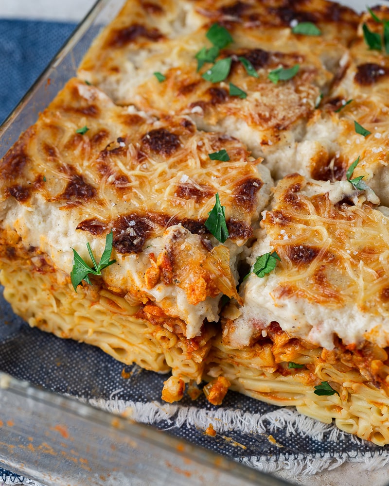 Voici comment préparer ce plat emblématique de la cuisine grecque, qu’est le Pastitio (gratin de pâtes grec).