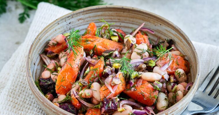 Salade de haricots blancs et légumes rôtis 