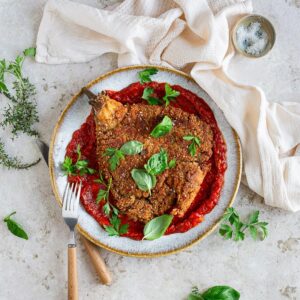 Allez là !! On se retrouve pour une belle recette d’Aubergine panée ! Vous n’avez pas idée comme le retour des aubergines me ravit !