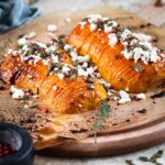 Cette Courge Butternut Hasselback à la Feta est une Explosion de Saveurs Automnales ! Et elle est si belle !
