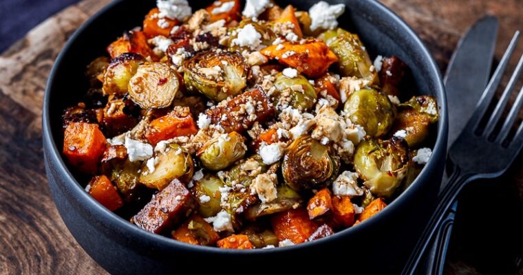 Roasted Brussels Sprouts and Sweet Potatoes ð