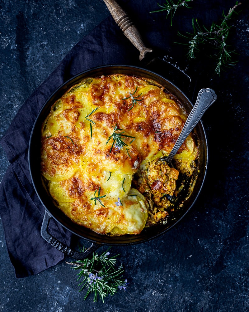 Ce Parmentier de pleurotes et de Tomme de Savoie va conquérir vos cœurs ! Le gratin végétarien parfait pour apporter un peu de réconfort cet hiver !