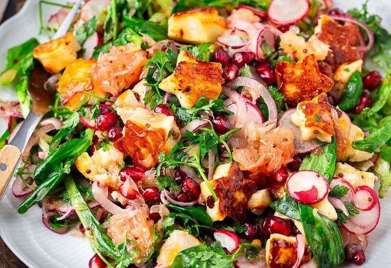 Winter Salad with Halloumi and Grapefruit