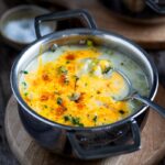 Découvrez une délicieuse soupe de brocoli et cheddar gratinée, parfaite pour l'hiver ! Onctueuse, gourmande et facile à préparer, cette recette réconfortante ravira vos papilles. ð²
