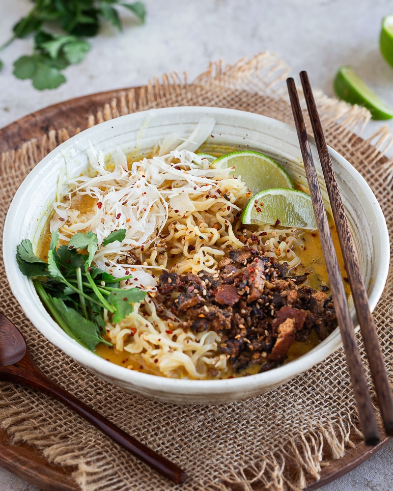 soupe de nouilles curry rouge thai cacahuete (1 of 4)