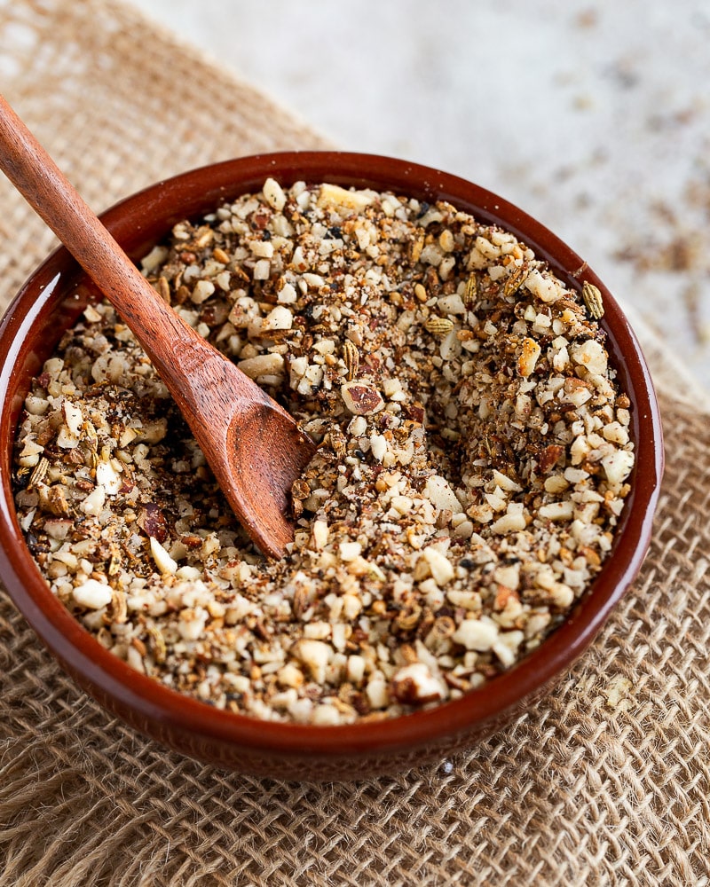 Dukkah maison : le mélange épicé égyptien pour sublimer vos plats végétariens