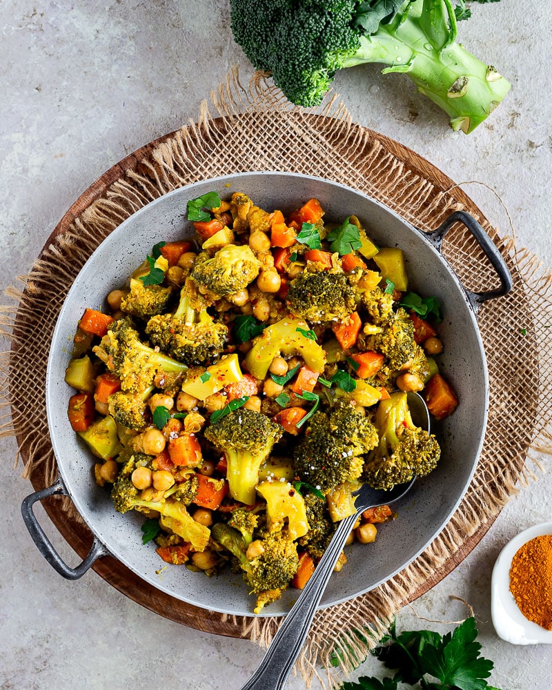 Ragoût pois chiche et brocoli à l’Éthiopienne : Une explosion d’épices et de saveurs !