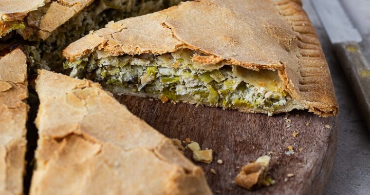 Tourte poireau feta : recette facile et gourmande pour l’hiver