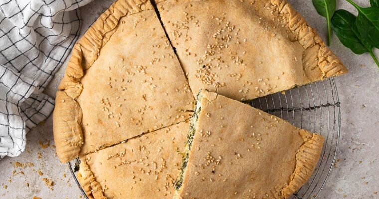 Tourte rustique épinards feta : une recette simple, gourmande et polyvalente
