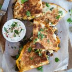 Découvrez notre recette de Quesadillas aux épinards et haricots rouges : un plat végétarien rapide, gourmand et riche en protéines.