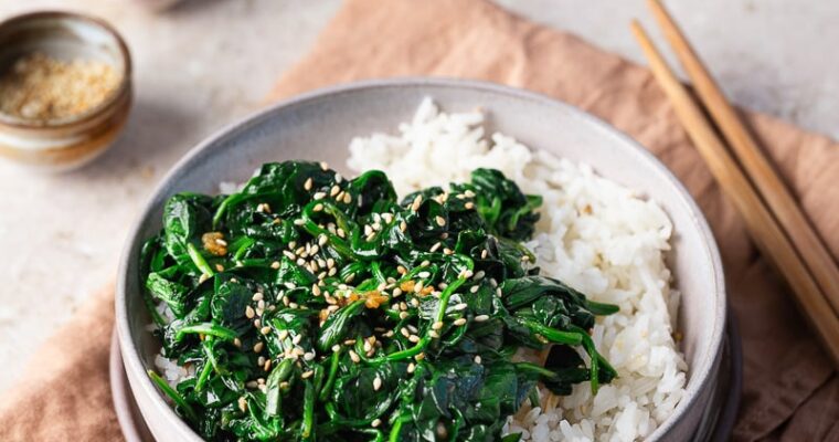 Épinards sauce soja et sésame express : la recette minute pleine de goût