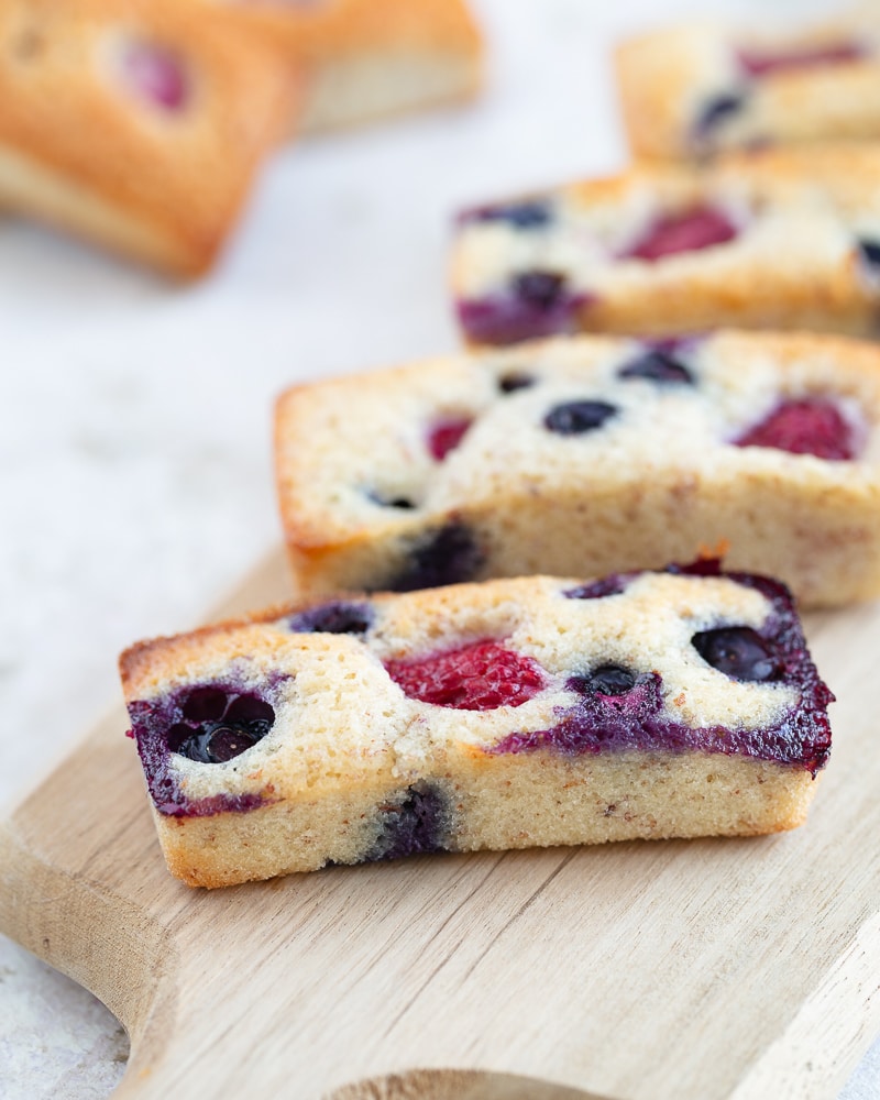 Financiers aux fruits rouges : le gâteau qui fait toujours plaisir
