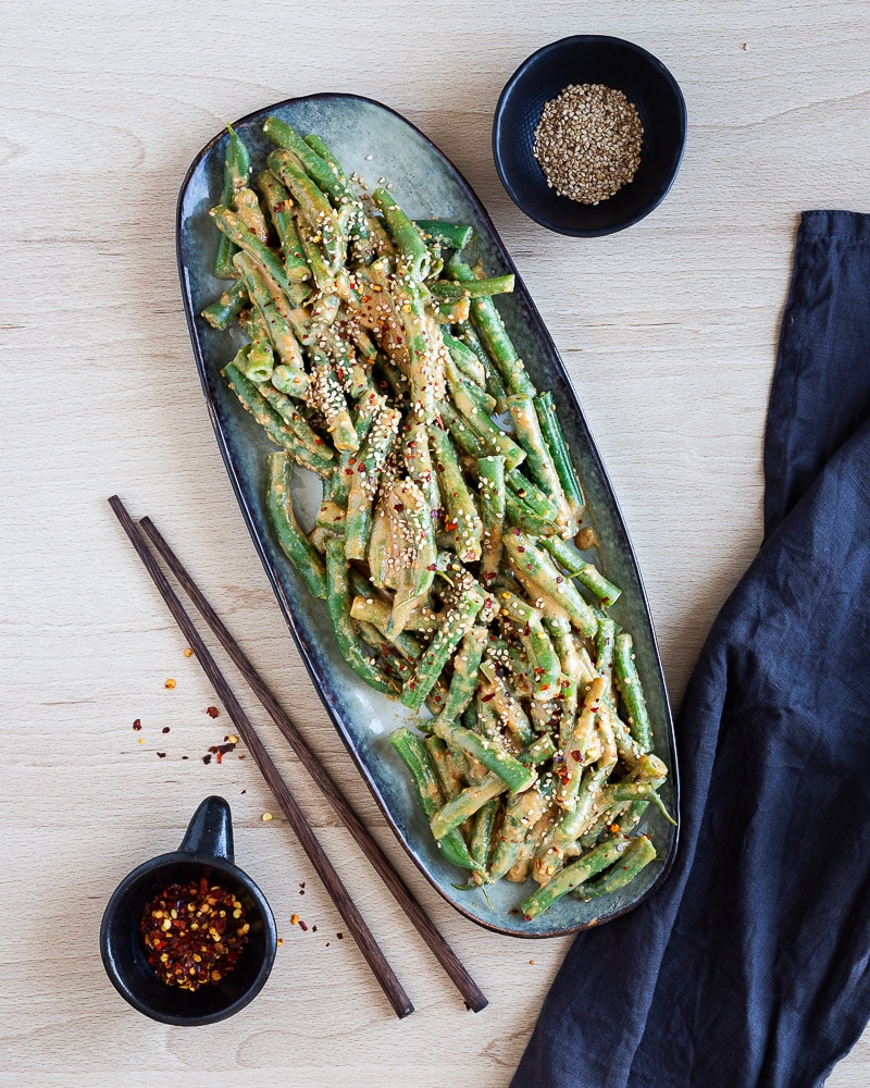 Salade de haricots verts au sésame et tahini : fraîche et simple