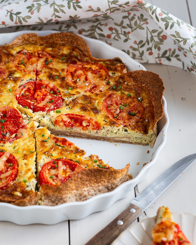 Découvrez notre recette express de quiche tomate comté moutarde, simple et rapide à préparer. Parfaite pour un repas sans prise de tête !