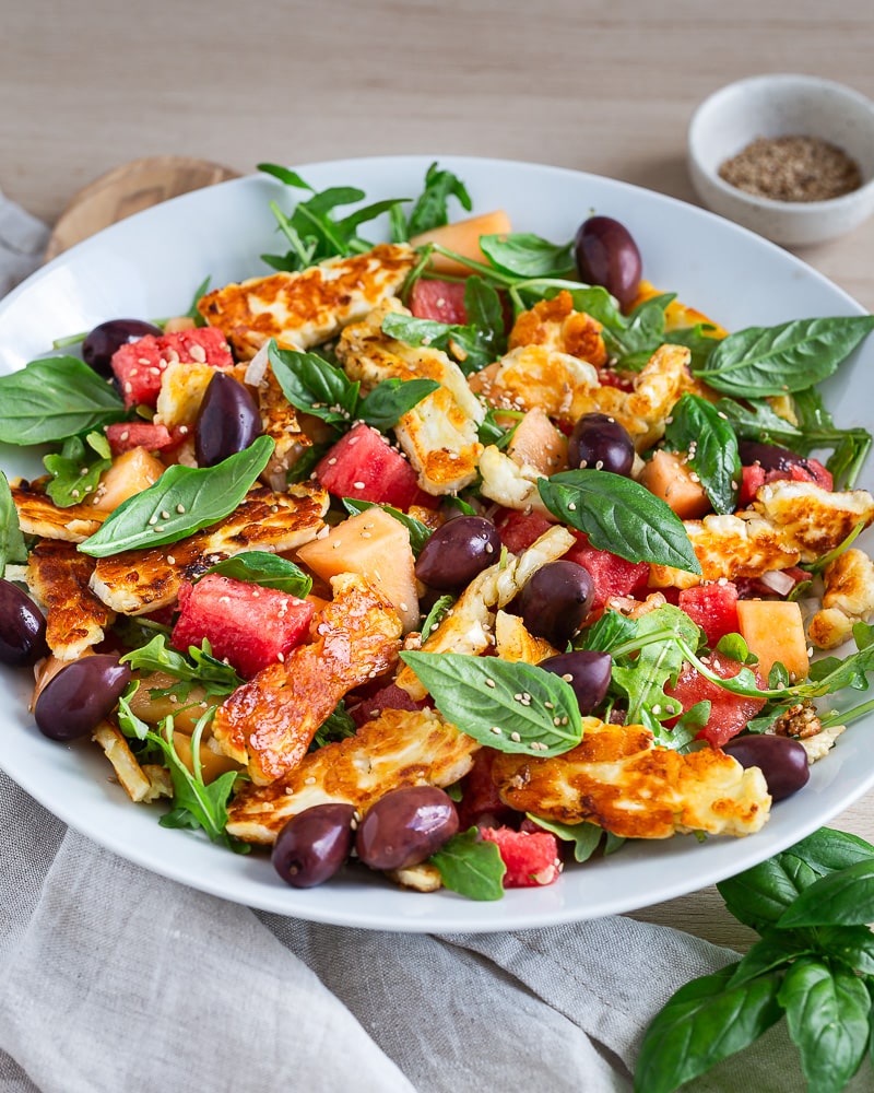 Découvrez notre recette express de salade pastèque halloumi melon : fraîche, rapide et parfaite pour les journées chaudes d’été.