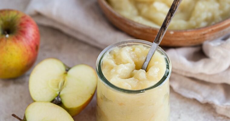 Compote de pommes à la vapeur : recette rapide, saine et sans sucre ajouté