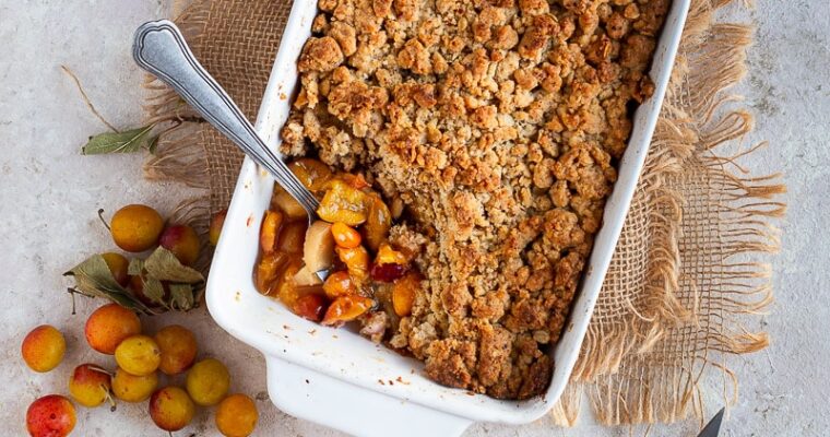 Crumble pommes et mirabelles : le dessert crousti-fondant qui sent bon l’été