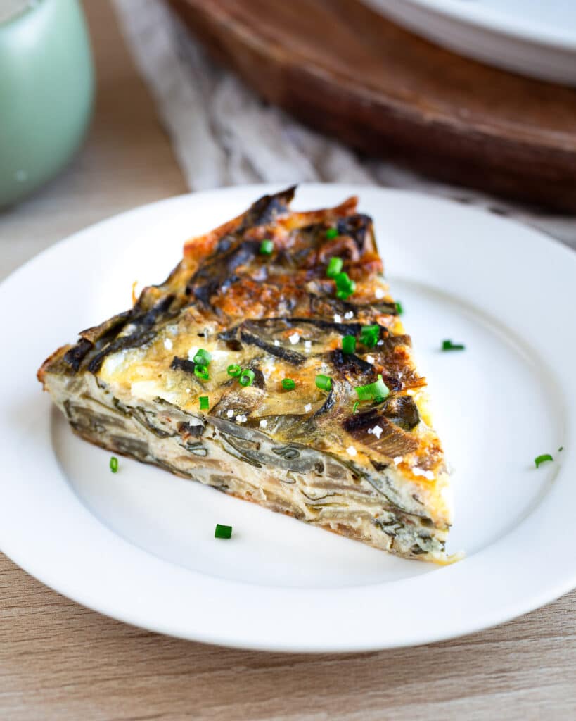 Découvrez la quiche légère blette et cottage cheese : une recette sans pâte ni crème, facile, saine et riche en protéines. Parfaite pour un repas équilibré et gourmand.